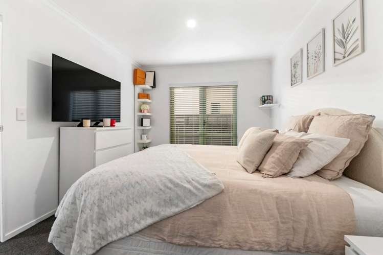 Midshipman Court Gulf Harbour_12