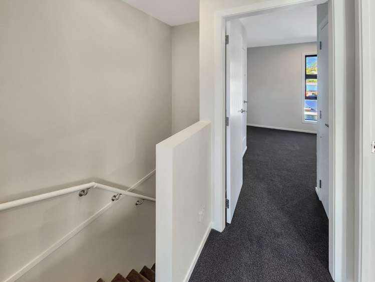 4/31 Wainuiomata Road 10629_6
