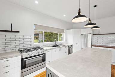 826 Mokau Road_4