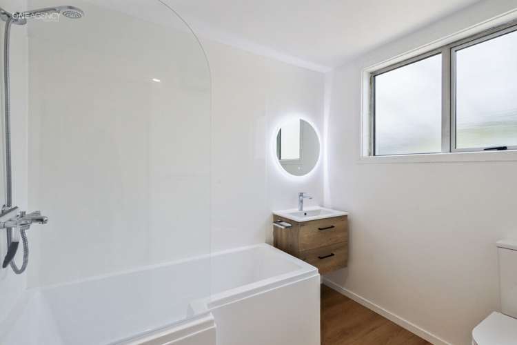 2/40a Bounty Street Bryndwr_13