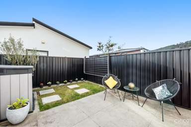 15 Aston Crescent_1