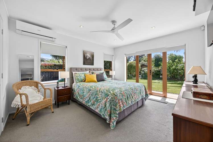 14 Davita Place Farm Cove_21