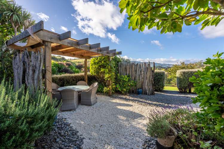 11 Pharazyn Avenue Waikanae Beach_21