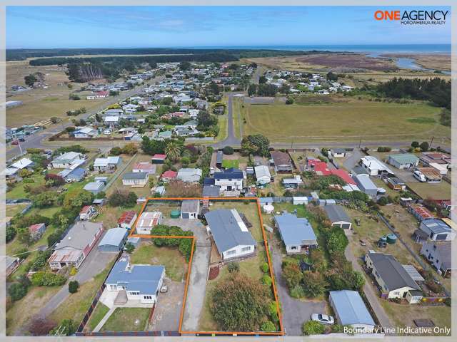 Living It Large In Tangimoana!