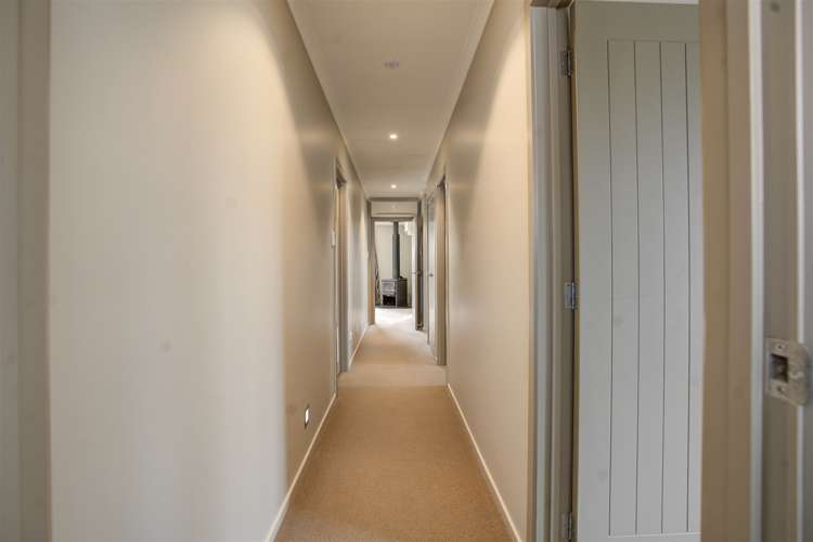 21 Burns Street Milton_17