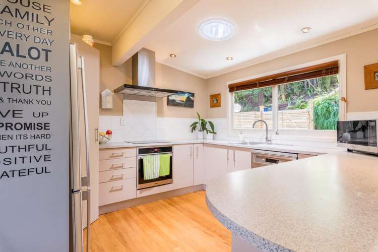 33 Warner Park Avenue Laingholm_5