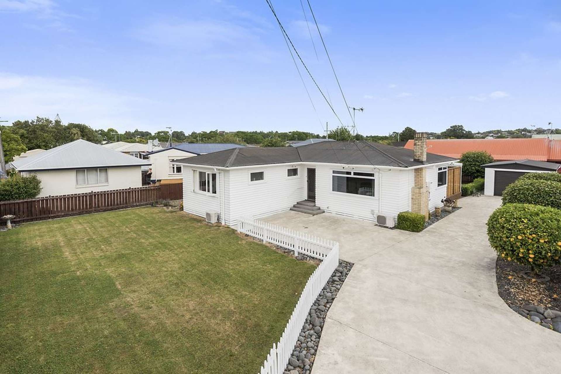 8 Poaka Avenue Dinsdale Hamilton City Houses for Sale One Roof