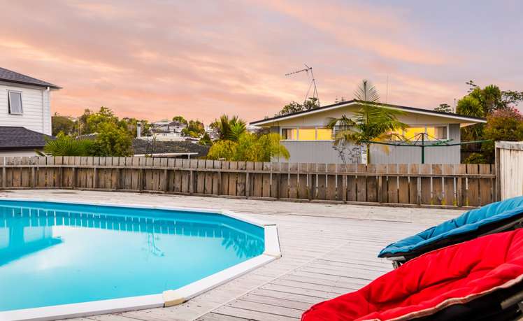 61 Sheridan Drive New Lynn_14