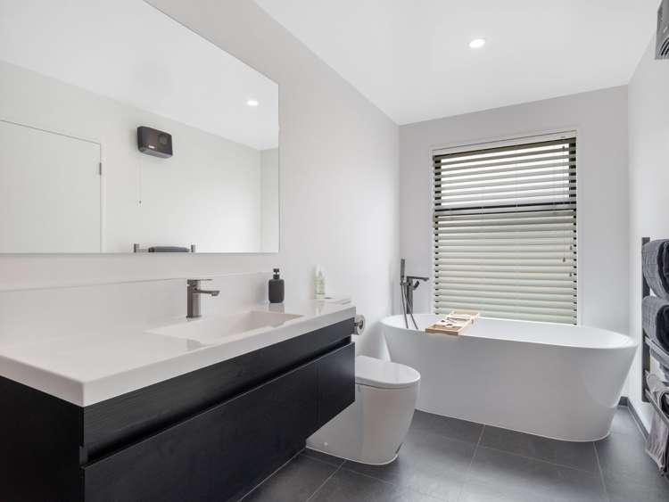 71 Courage Road Amberley_12