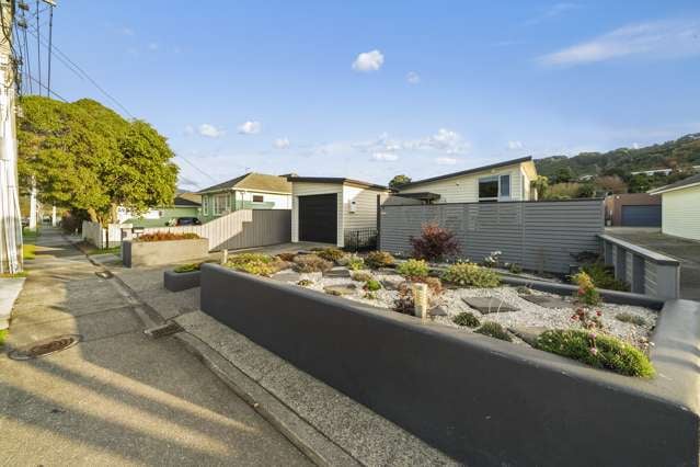 50 Main Road Wainuiomata_1