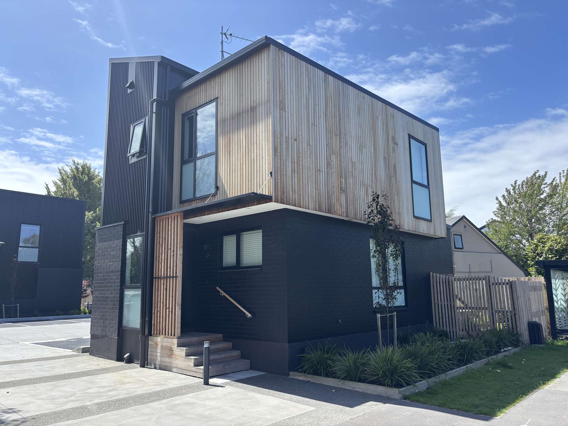 1/44 Creyke Road Ilam_0