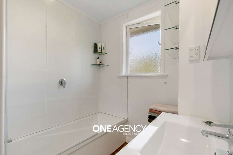 32 Champion Street Porirua East_18