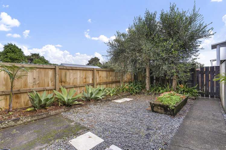 2/100 Victoria Street Onehunga_11