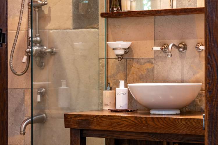 9 Levers Road Matua_26