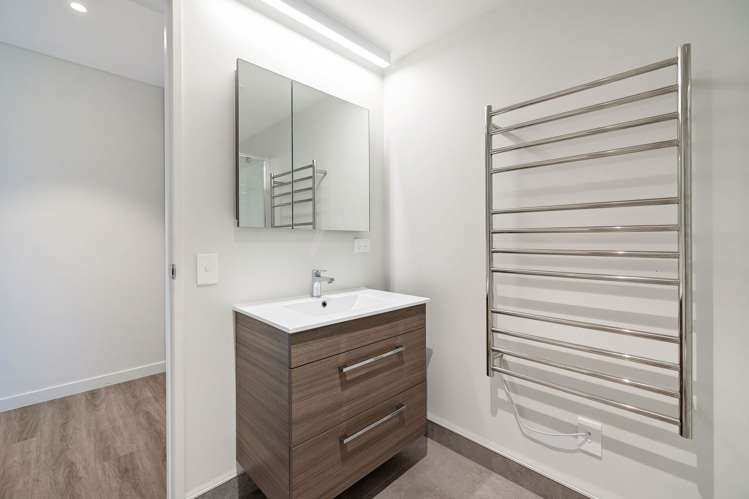 408/10 Copper Beech Avenue Frankton_8