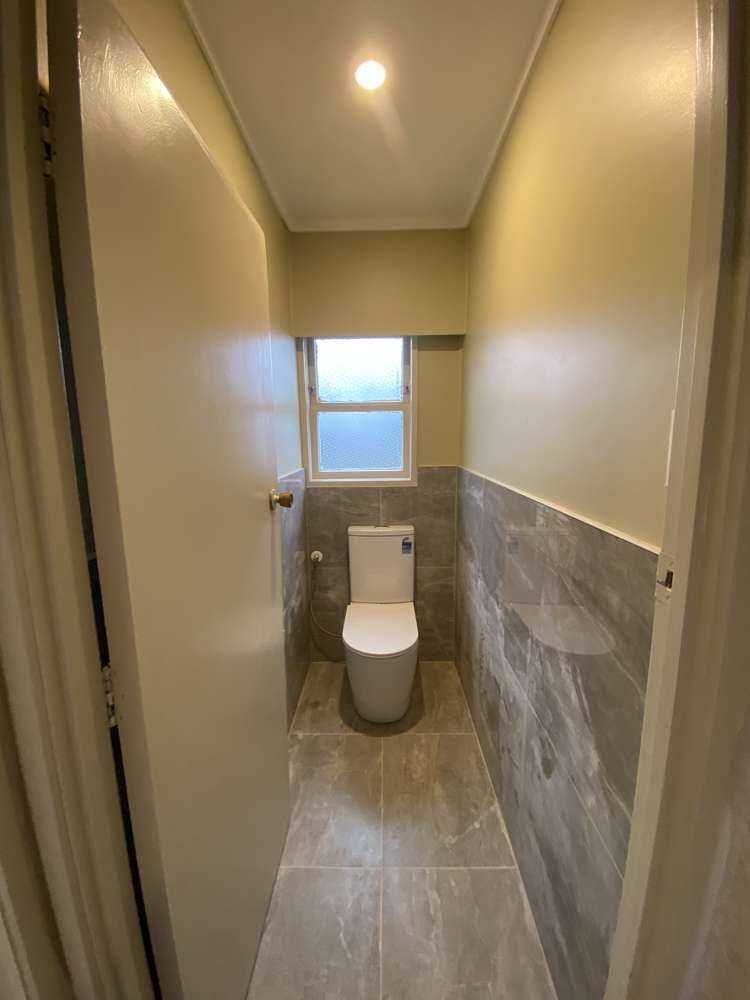 87 Royal View Road Te Atatu South_12