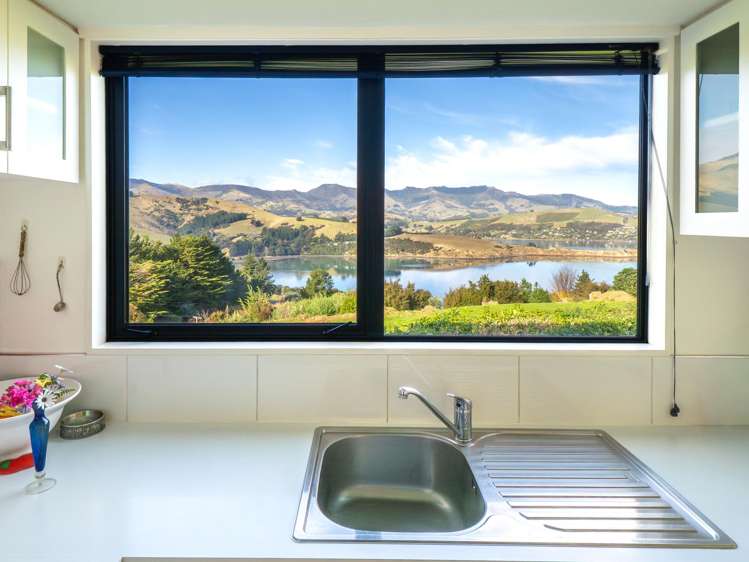 32 Okains Bay Road Robinsons Bay_12