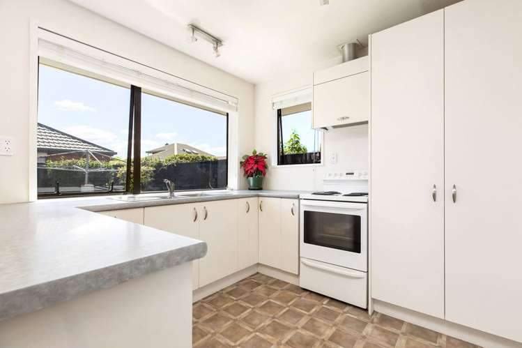 2/5 Gibbs Place Halswell_6