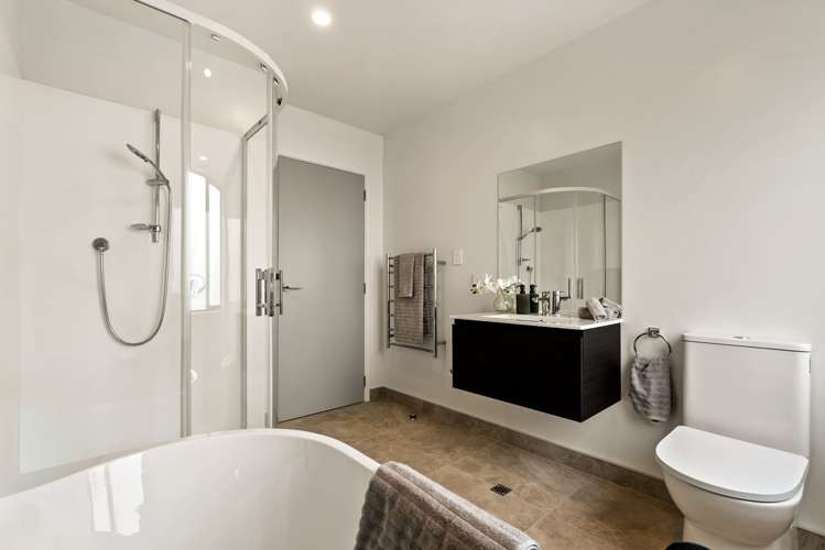 129 Silverstream Road Crofton Downs_10
