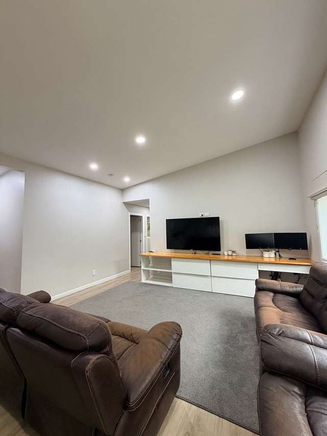 1/27B Victory Avenue Karori_2