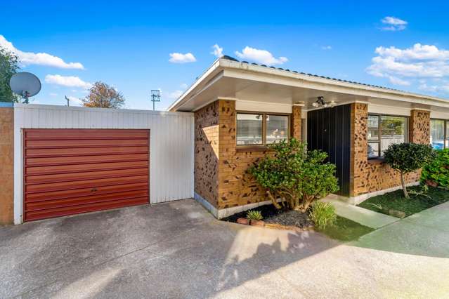 Real Estate Gold - Must Be Sold