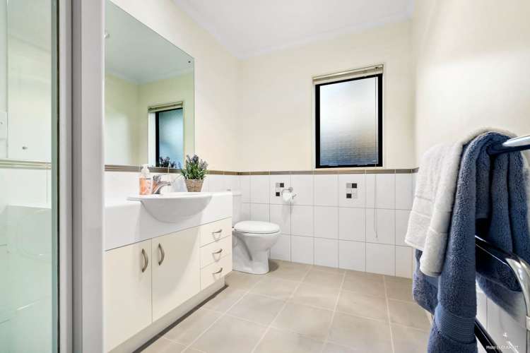 14 Zara Court Flat Bush_9