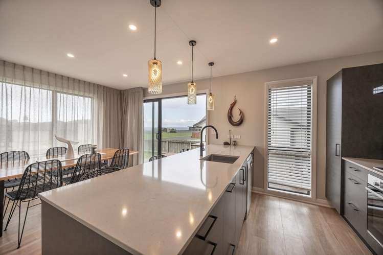 1 Ambergris Place Baylys Beach_7