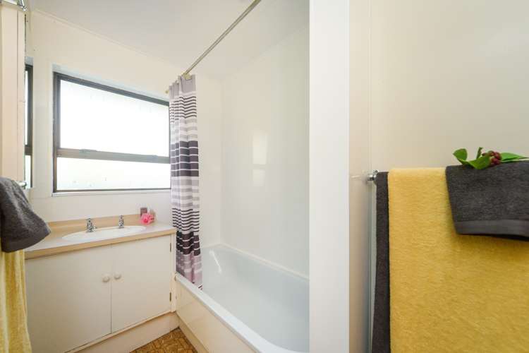 18 Westmere Place Takaro_8