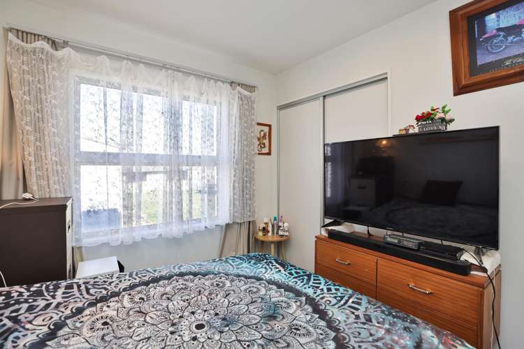 227 Racecourse Road Allenton_15