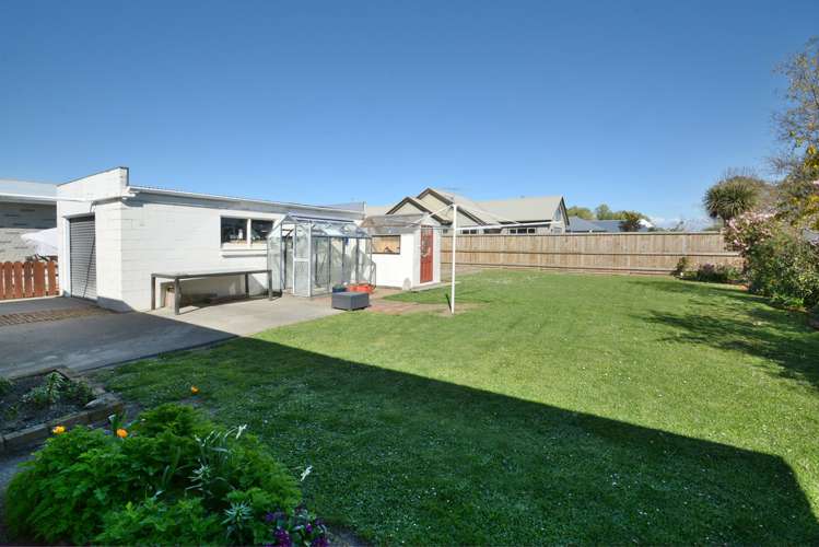 28 Carlyle Road Mosgiel_18