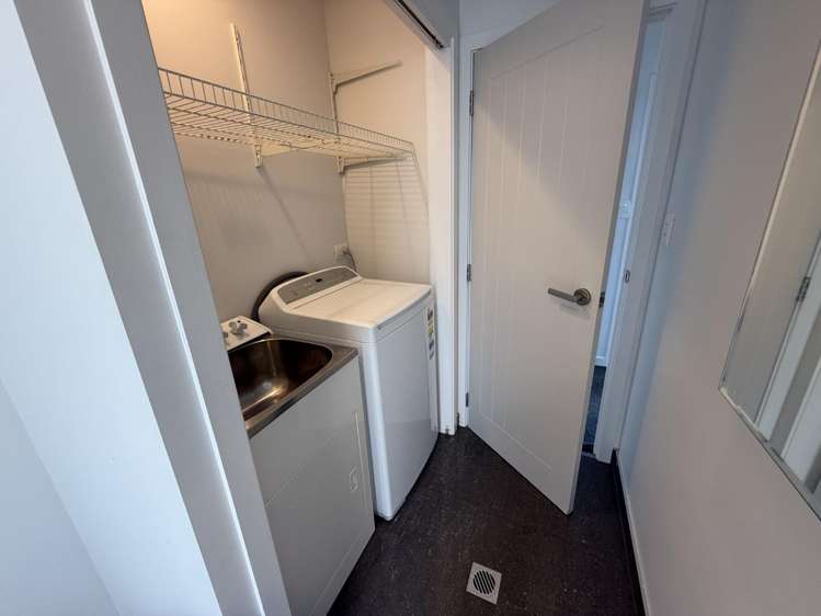 18 Zita Avenue Matakatia Bay_11