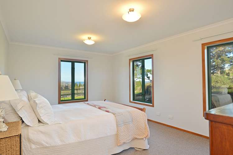 224 Riversdale Road Riversdale Beach_12
