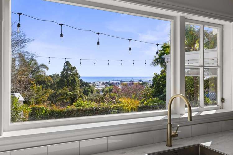 5 Rogan Street New Plymouth_12