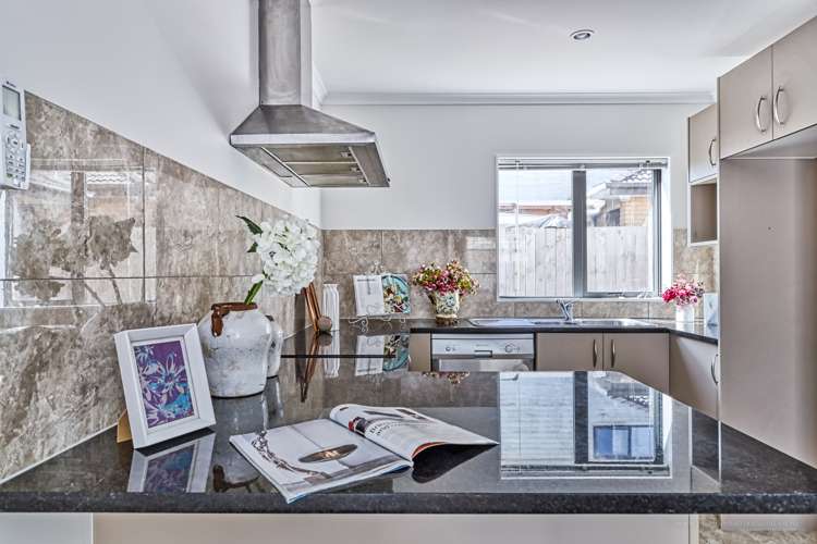 16 Andover Way Goodwood Heights_13