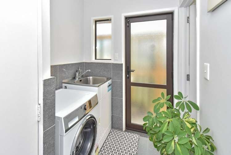 2/104 Tui Road Papatoetoe_9