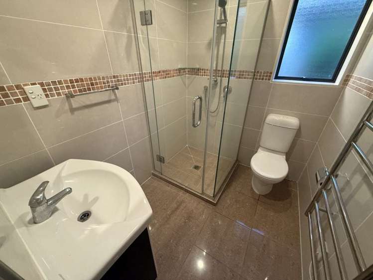 30 Kestev Drive Flat Bush_7