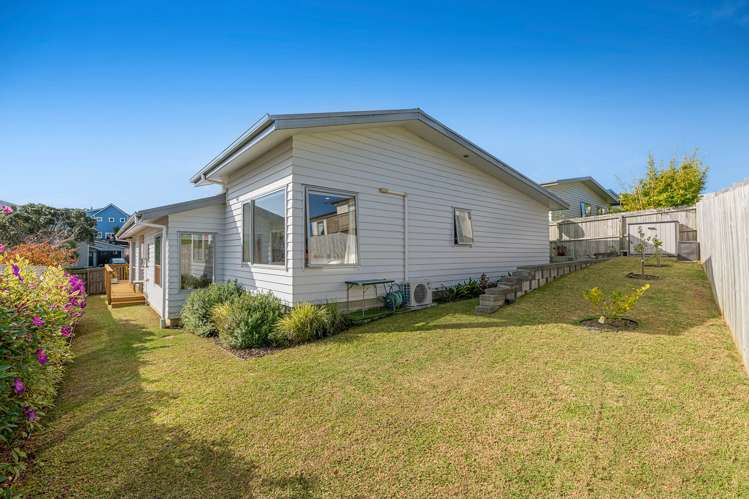 118 Parkview Drive Gulf Harbour_18