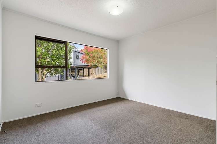 2/1a Radiata Lane Chatswood_11