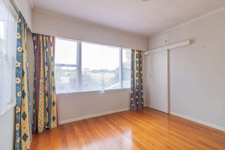 13 Totaravale Drive Totara Vale_6