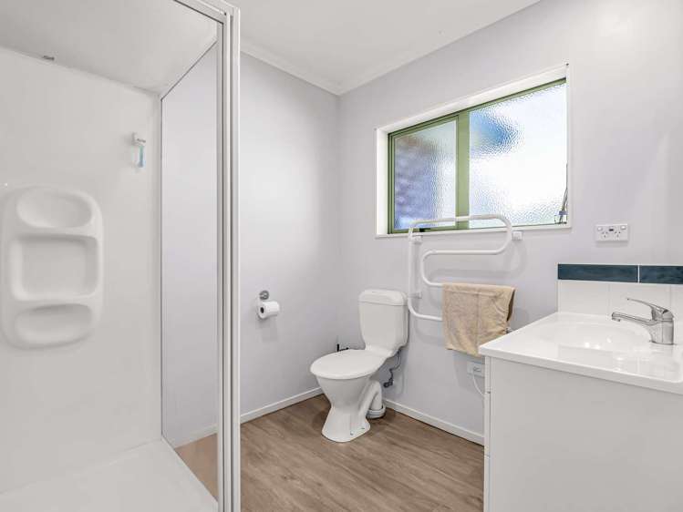 17 Barry Road Waihi_12