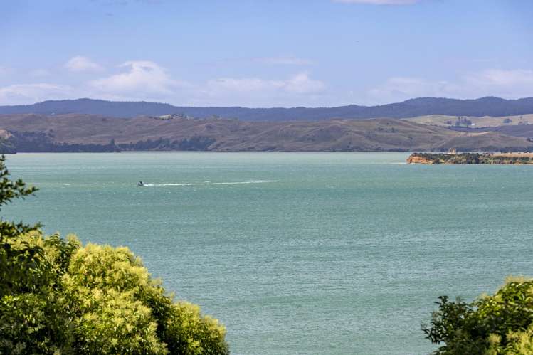 14b Greenslade Road Raglan_56