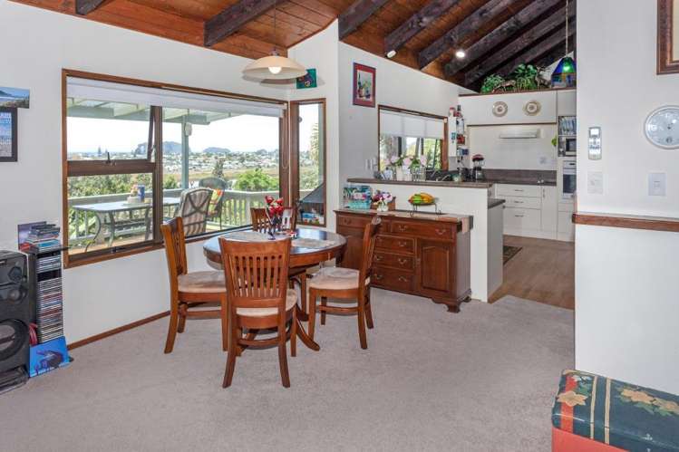 16 Gregory Lane Whangamata_22