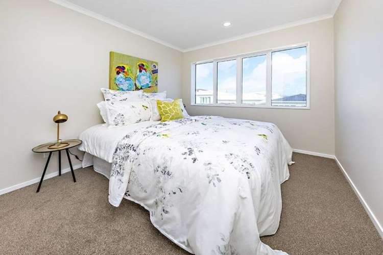 10 Panakenake Way Flat Bush_12