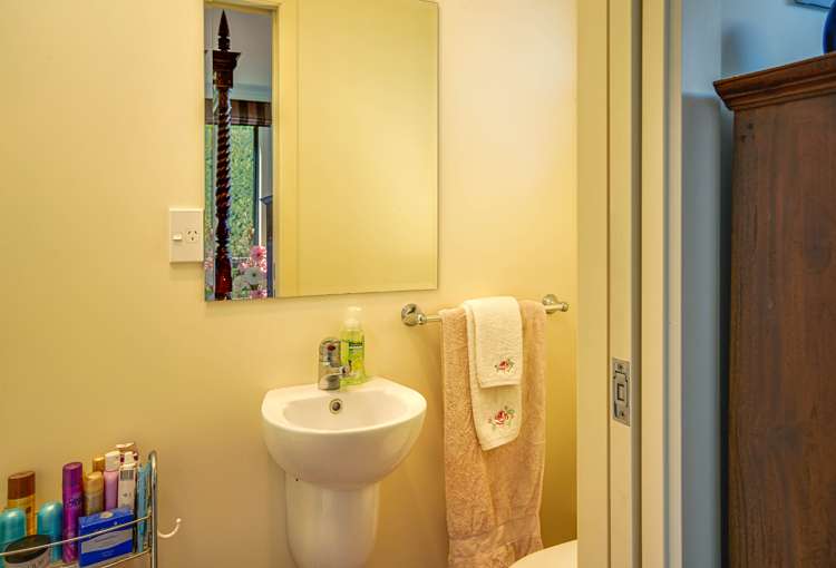 283 The Ridgeway Stoke_13