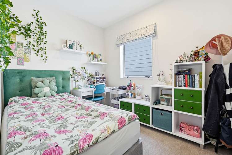 86 Joseph Street Flat Bush_16