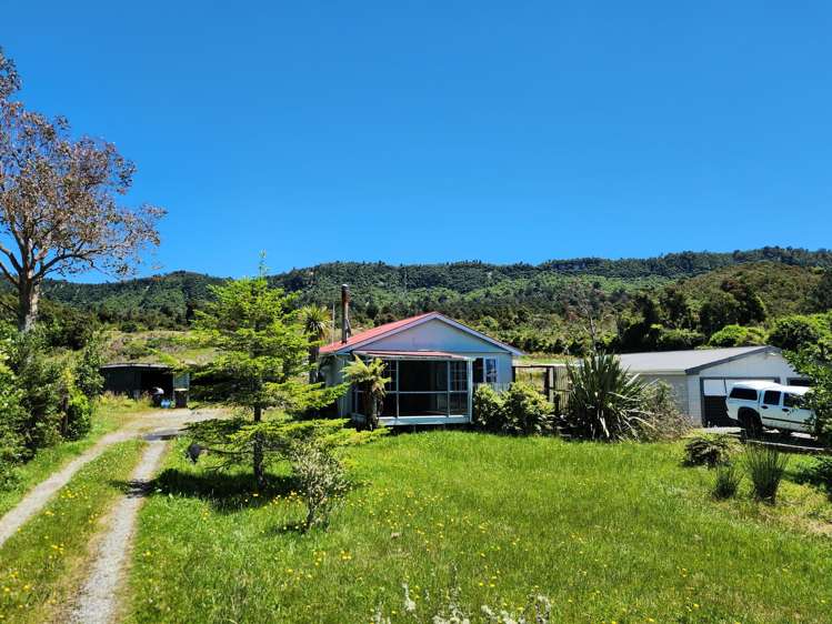 645 State Highway 6 Runanga_13