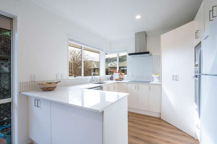 1 Di Leva Way The Wood_6