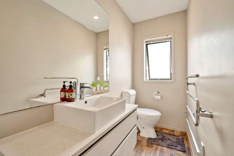 8/22a Willcott Street Mount Albert_10