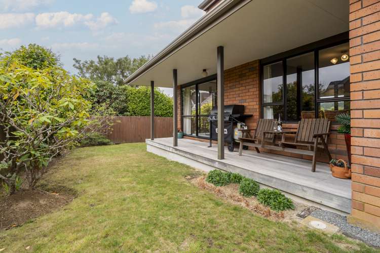 7 Montrose Grove Churton Park_32