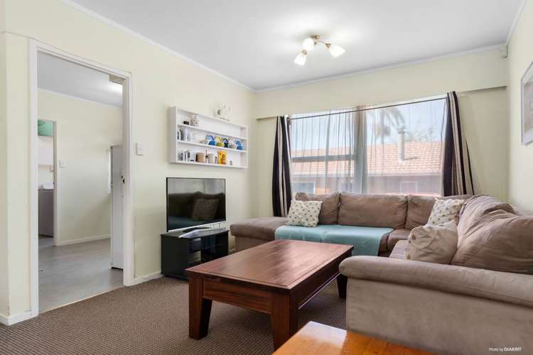 2/3 Parker Avenue New Lynn_3